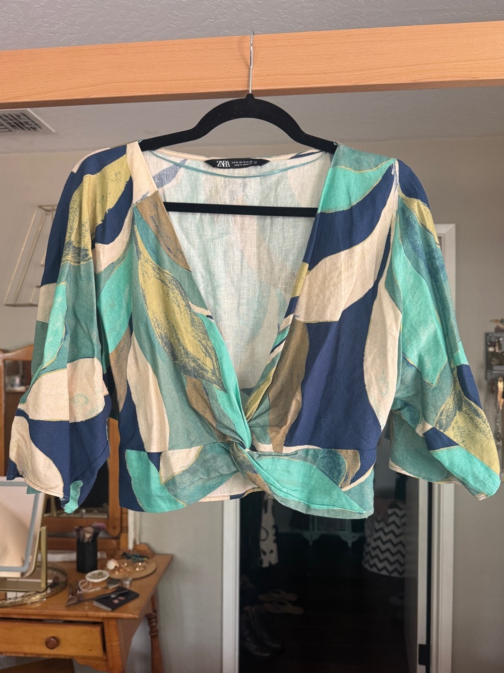 ✧ Zara ✧ Teal, Navy & Cream Twist-Front Cropped Blouse ✧ Size M ✧